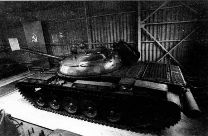 Иллюстрация к книге — Средний танк Т-62 [img_11.jpg]