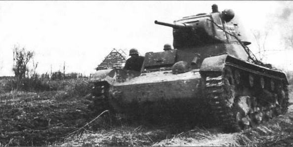 Иллюстрация к книге — Трофейная бронетанковая техника Вермахта [img_119.jpg]