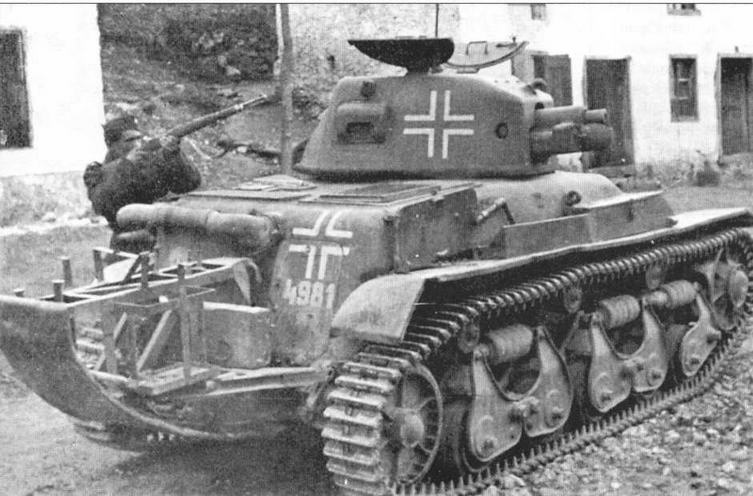 Иллюстрация к книге — Трофейная бронетанковая техника Вермахта [img_25.jpg]
