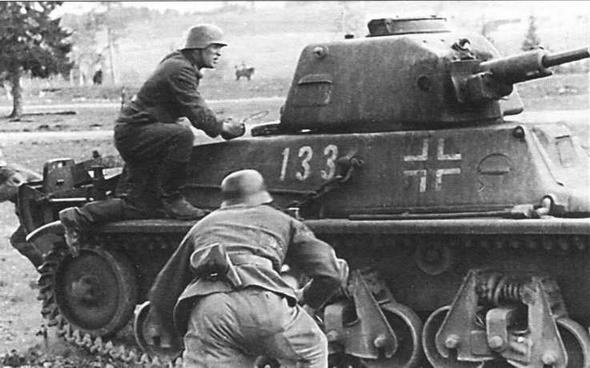 Иллюстрация к книге — Трофейная бронетанковая техника Вермахта [img_36.jpg]