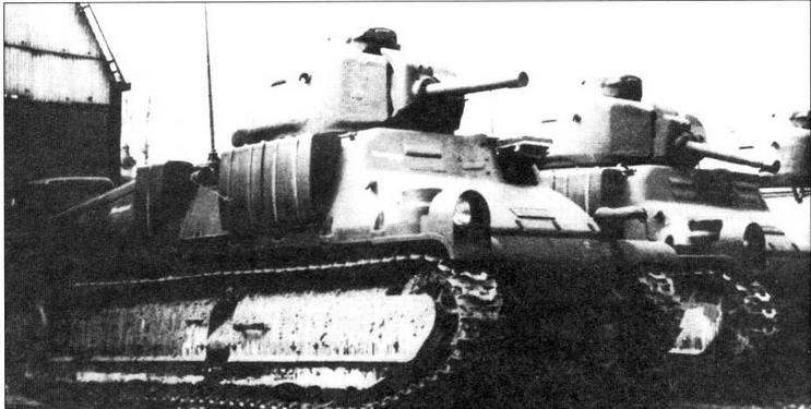 Иллюстрация к книге — Трофейная бронетанковая техника Вермахта [img_53.jpg]