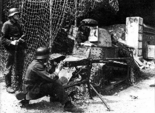 Иллюстрация к книге — Трофейная бронетанковая техника Вермахта [img_74.jpg]