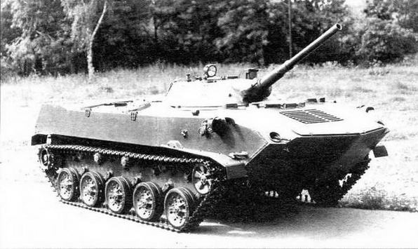 Иллюстрация к книге — Боевые машины десанта [i_067.jpg]