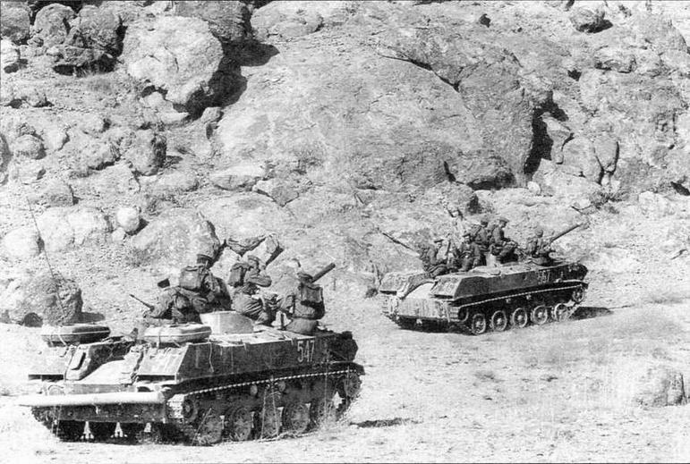 Иллюстрация к книге — Боевые машины десанта [i_073.jpg]