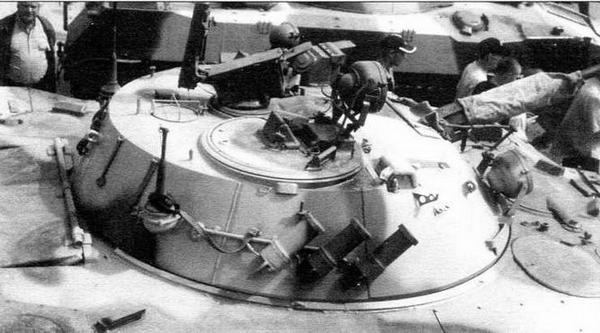 Иллюстрация к книге — Боевые машины десанта [i_117.jpg]