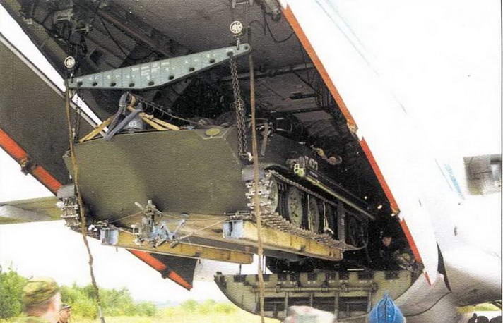 Иллюстрация к книге — Боевые машины десанта [i_131.jpg]