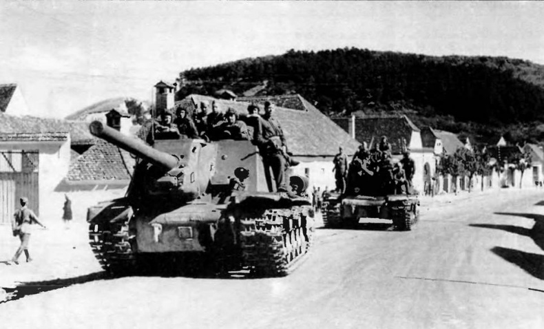 Иллюстрация к книге — Бронетанковая техника Красной Армии, 1939–1945 [img_161.jpg]