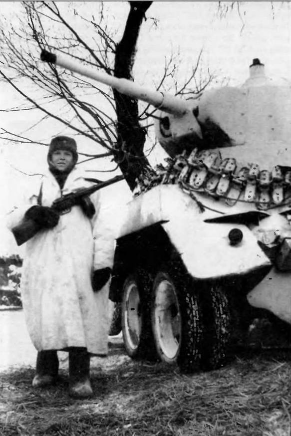 Иллюстрация к книге — Бронетанковая техника Красной Армии, 1939–1945 [img_184.jpg]