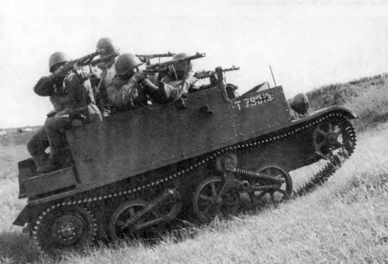 Иллюстрация к книге — Бронетанковая техника Красной Армии, 1939–1945 [img_198.jpg]