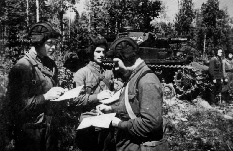 Иллюстрация к книге — Бронетанковая техника Красной Армии, 1939–1945 [img_203.jpg]