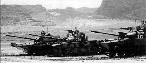 Иллюстрация к книге — Плавающий танк ПТ-76 [img_101.jpg]