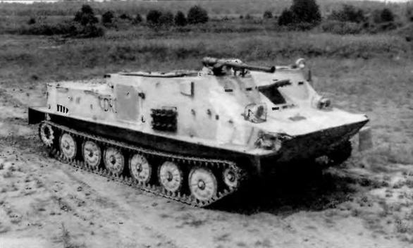 Иллюстрация к книге — Плавающий танк ПТ-76 [img_130.jpg]