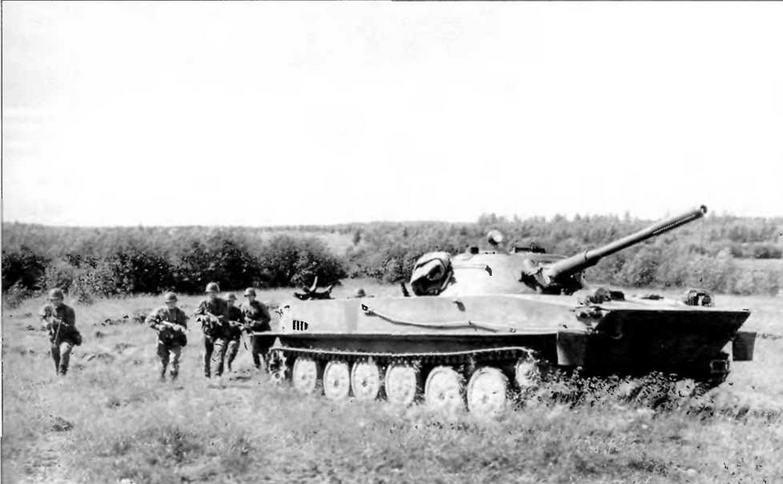 Иллюстрация к книге — Плавающий танк ПТ-76 [img_15.jpg]