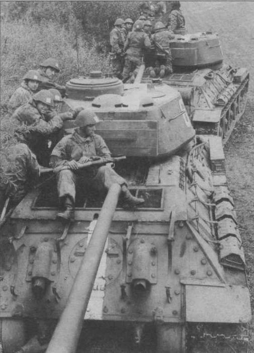 Иллюстрация к книге — Т-34 История танка [img_173.jpg]