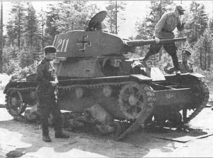 Иллюстрация к книге — Легкий танк Т-26 [img_117.jpg]