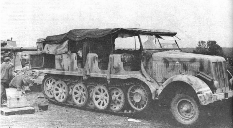 Иллюстрация к книге — Бронетанковая техника третьего рейха [img_198.jpg]