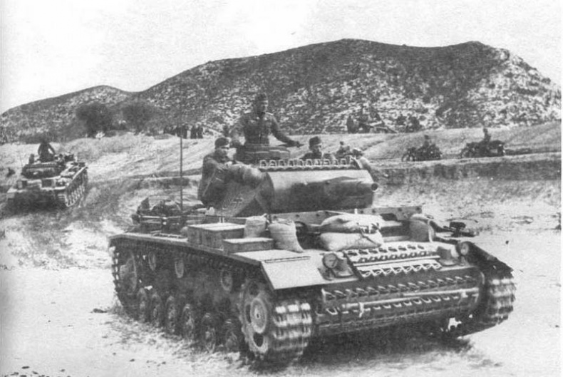 Иллюстрация к книге — Бронетанковая техника третьего рейха [img_30.jpg]