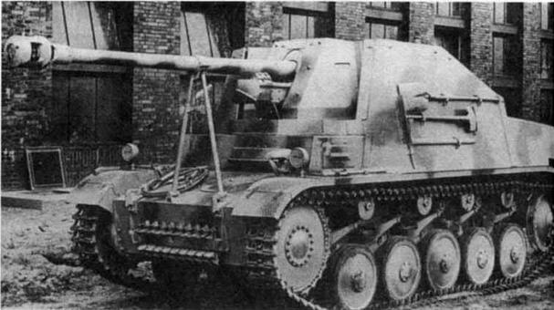 Иллюстрация к книге — Бронетанковая техника третьего рейха [img_64.jpg]