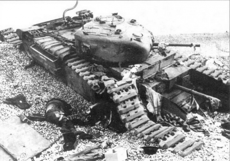 Иллюстрация к книге — Пехотный танк «Черчилль» [img_34.jpg]