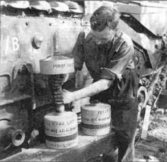 Иллюстрация к книге — Пехотный танк «Черчилль» [img_50.jpg]