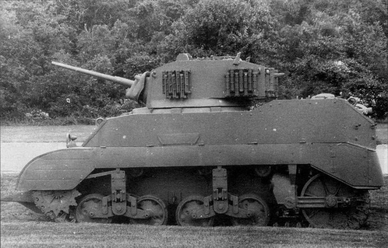 Иллюстрация к книге — Легкий танк «Стюарт» [img_23.jpg]