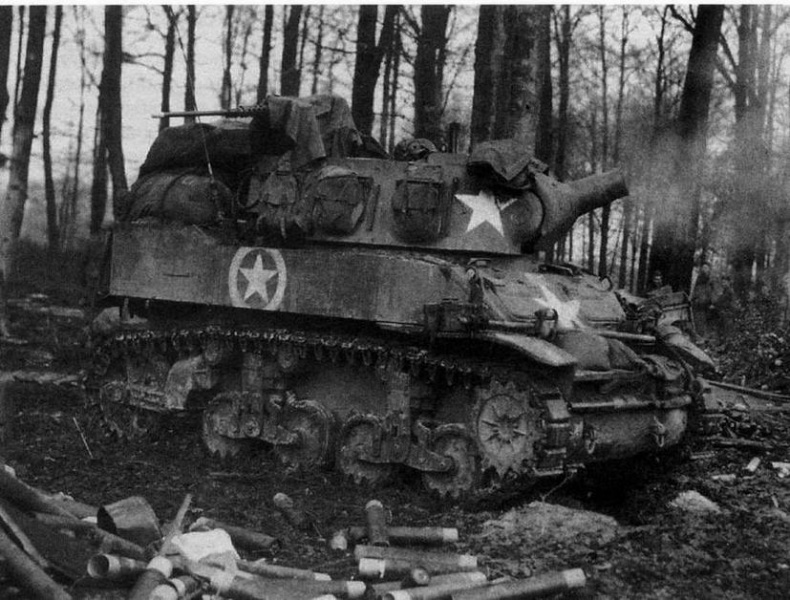 Иллюстрация к книге — Легкий танк «Стюарт» [img_55.jpg]