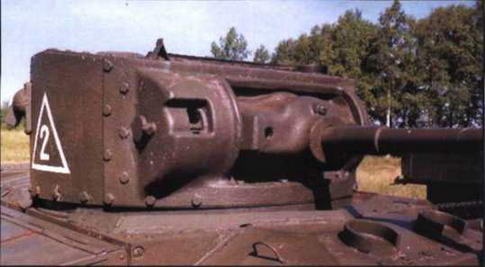 Иллюстрация к книге — Пехотный танк «Валентайн» [img_62.jpg]