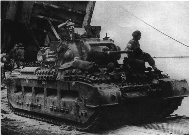 Иллюстрация к книге — Пехотный танк «Матильда» [img_36.jpg]