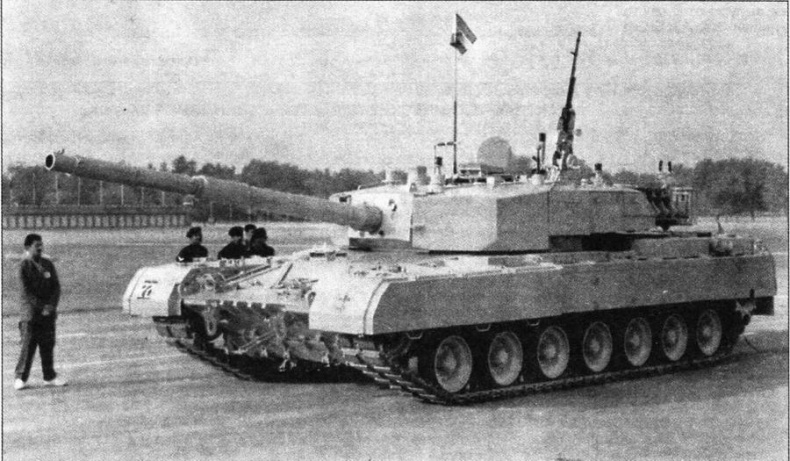 Иллюстрация к книге — Средние и основные танки зарубежных стран, 1945–2000. Часть 1 [img_36.jpg]