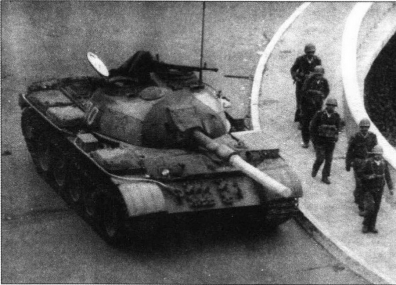 Иллюстрация к книге — Средние и основные танки зарубежных стран, 1945–2000. Часть 1 [img_42.jpg]