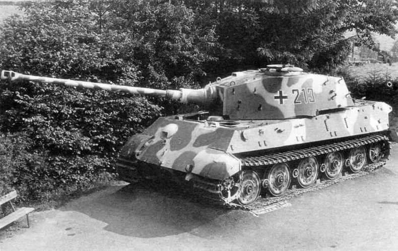 Иллюстрация к книге — Тяжелый танк «Королевский тигр» [img_49.jpg]