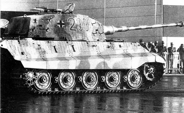 Иллюстрация к книге — Тяжелый танк «Королевский тигр» [img_50.jpg]