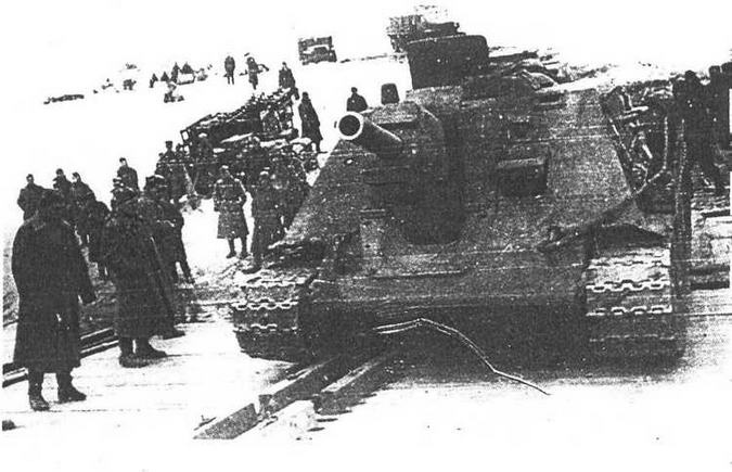 Иллюстрация к книге — Самоходные установки на базе танка Т-34 [img_38.jpg]