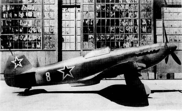 Иллюстрация к книге — Як-3. Истребитель «Победа» [i_033.jpg]