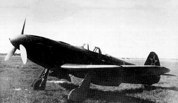 Иллюстрация к книге — Як-3. Истребитель «Победа» [i_037.jpg]