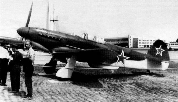 Иллюстрация к книге — Як-3. Истребитель «Победа» [i_049.jpg]