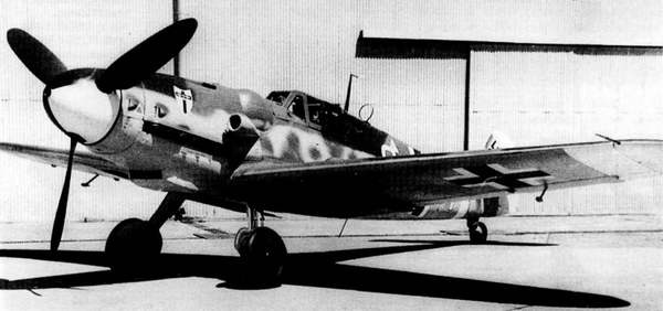 Иллюстрация к книге — Як-3. Истребитель «Победа» [i_058.jpg]