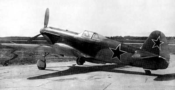 Иллюстрация к книге — Як-3. Истребитель «Победа» [i_073.jpg]