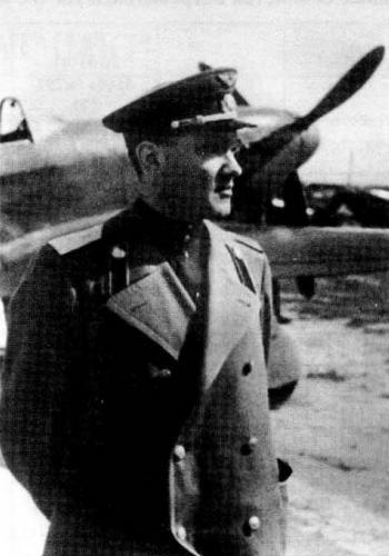 Иллюстрация к книге — Як-3. Истребитель «Победа» [i_080.jpg]