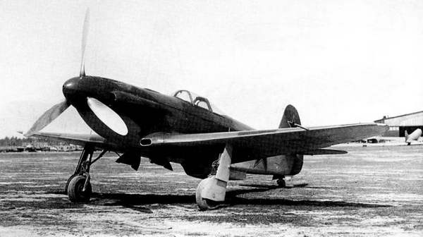 Иллюстрация к книге — Як-3. Истребитель «Победа» [i_095.jpg]