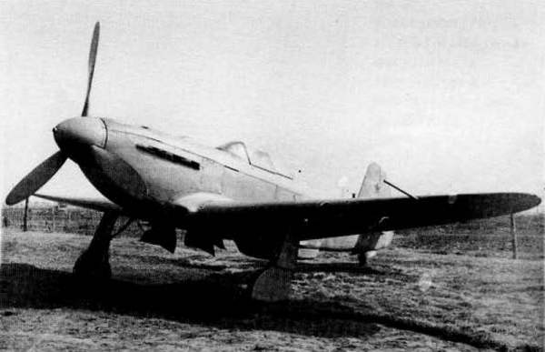 Иллюстрация к книге — Як-3. Истребитель «Победа» [i_129.jpg]