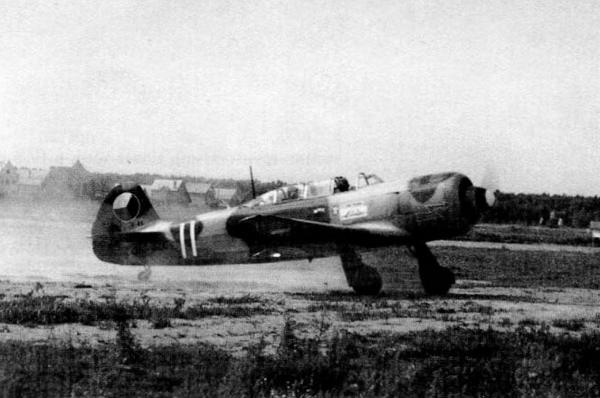 Иллюстрация к книге — Як-3. Истребитель «Победа» [i_147.jpg]