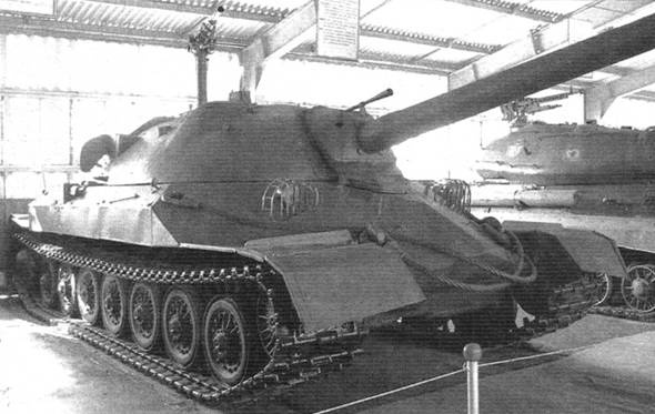 Иллюстрация к книге — Тяжёлый танк Т-10 [pic_5.jpg]