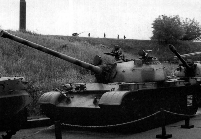 Иллюстрация к книге — Средний танк Т-55 (объект 155) [img_5.jpg]