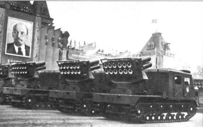 Иллюстрация к книге — Артиллерийские тягачи Советской Армии [img_27.jpg]