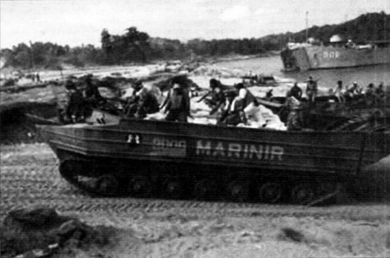 Иллюстрация к книге — Гусеничный плавающий транспортер К-61 [img_29.jpg]