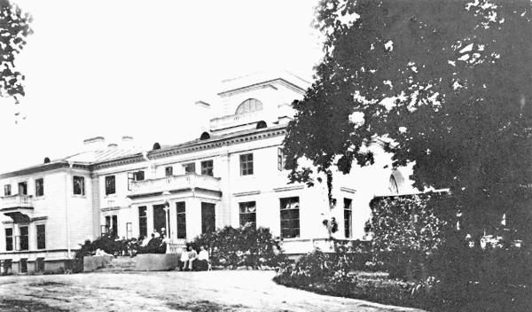 Иллюстрация к книге — Петербургские окрестности. Быт и нравы начала ХХ века [_100.jpg]