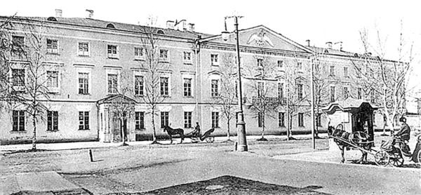 Иллюстрация к книге — Петербургские окрестности. Быт и нравы начала ХХ века [_177.jpg]