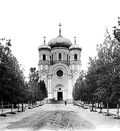 Иллюстрация к книге — Петербургские окрестности. Быт и нравы начала ХХ века [_22.jpg]