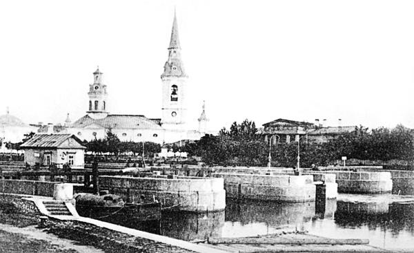 Иллюстрация к книге — Петербургские окрестности. Быт и нравы начала ХХ века [_49.jpg]